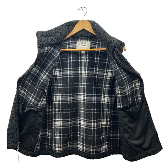 Sage Collective Black Sherpa Fleece Zip Up Vest Size L Plaid Lined Pockets - Picture 7 of 10